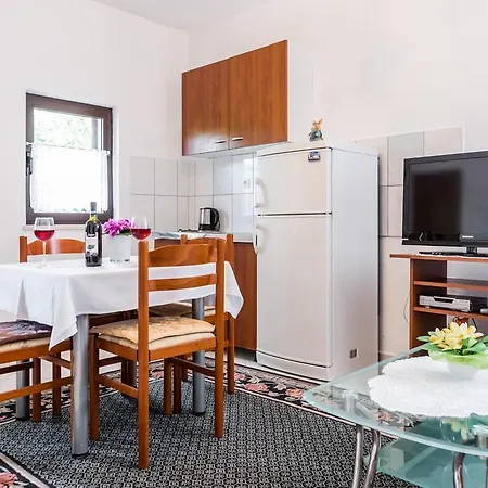 Apartments Silvi Podstrana Exterior photo