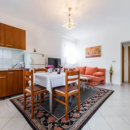 Apartments Silvi Podstrana Exterior photo